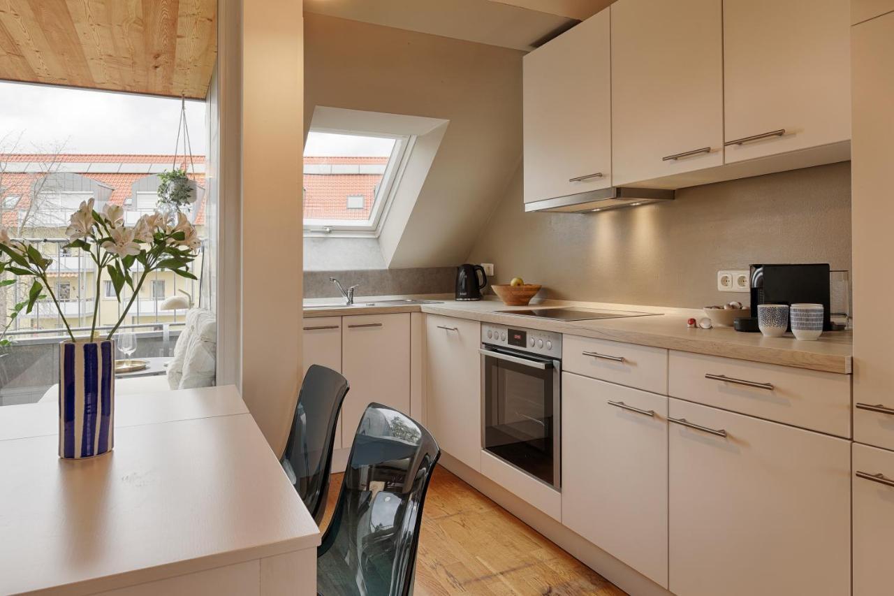Homiestay City-Apartment, Balkon & Parkplatz ヴュルツブルク エクステリア 写真